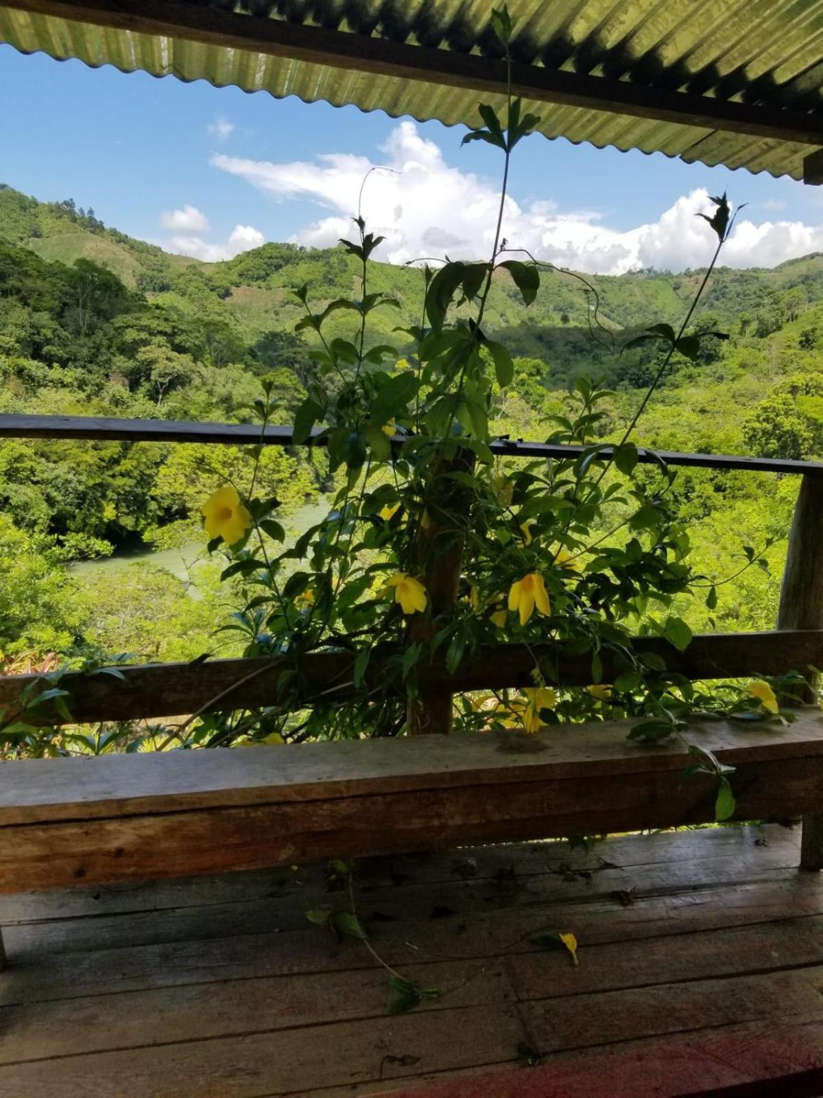 Ch'I Bocol Community Hostel Ланкін Екстер'єр фото
