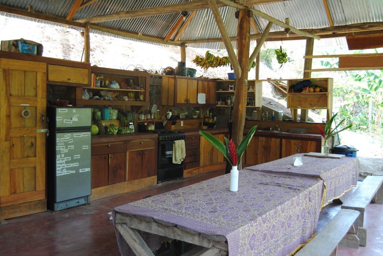 Ch'I Bocol Community Hostel Ланкін Екстер'єр фото